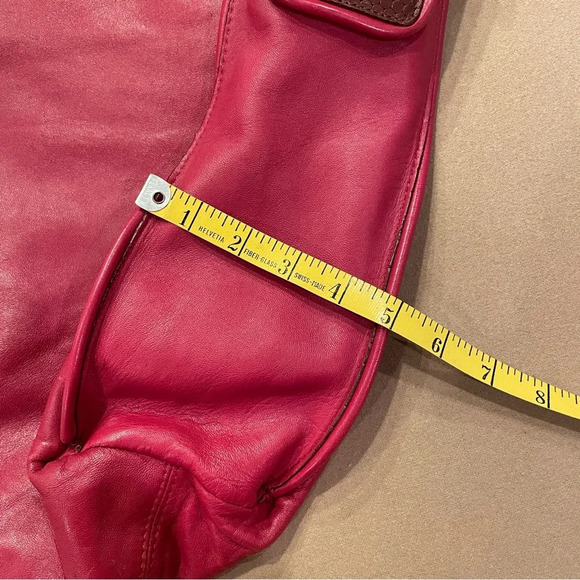 Beracamy Paris Red Hobo Bag - Picture 11 of 15